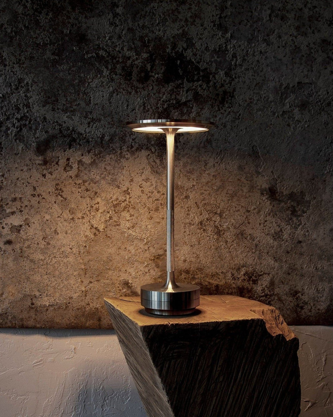 Luvikno | NordicaLight Luxe Trådløs Bordlampe for Elegant Belysning