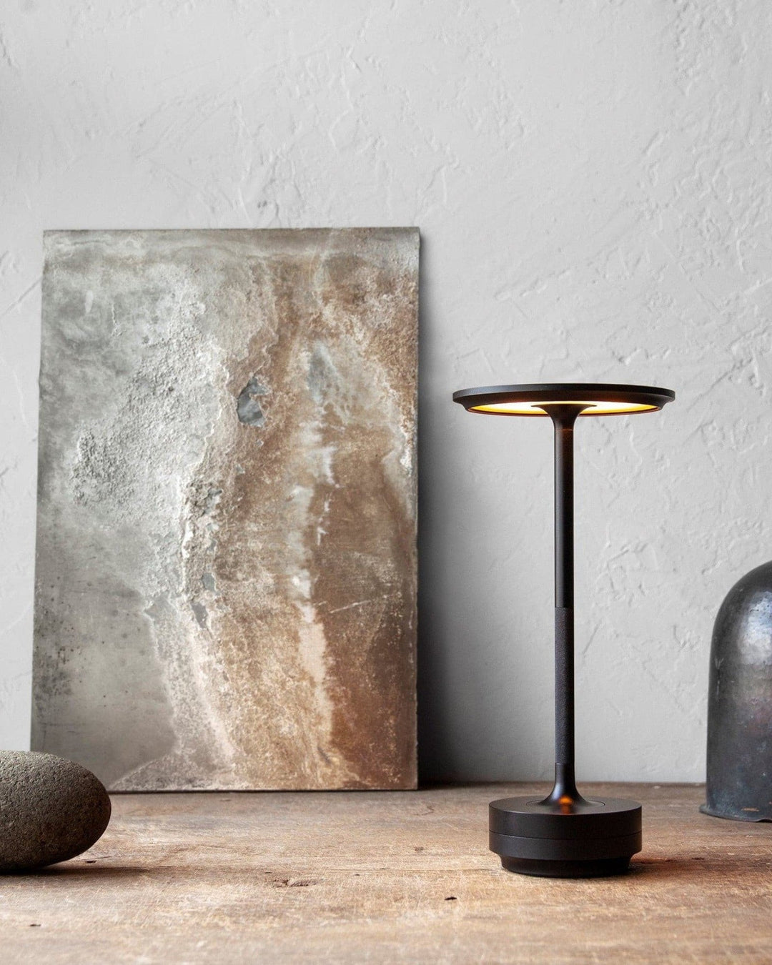 Luvikno | NordicaLight Luxe Trådløs Bordlampe for Elegant Belysning