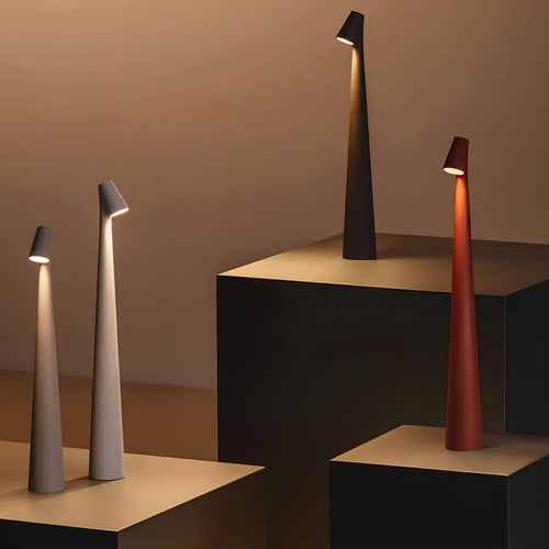Luvikno | Nordisk Eleganse Gulvlampe - Stilfull og Dimbar Belysning for Moderne Interiør