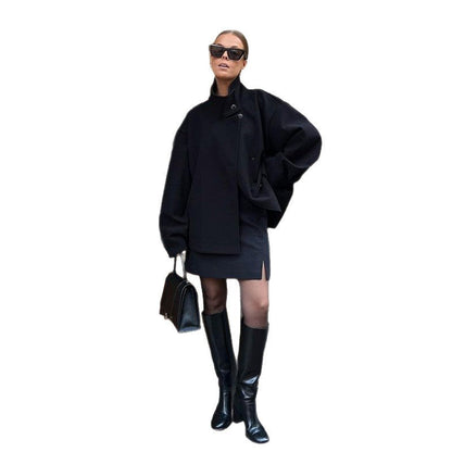 Luvik | Naisten Lyhyt Takki Korkealla Kauluksella ja Napitus