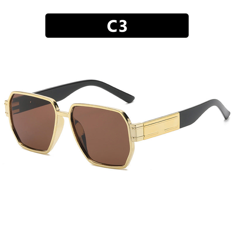 Damer elegant solbrille med markant geometrisk ramme Luvikno
