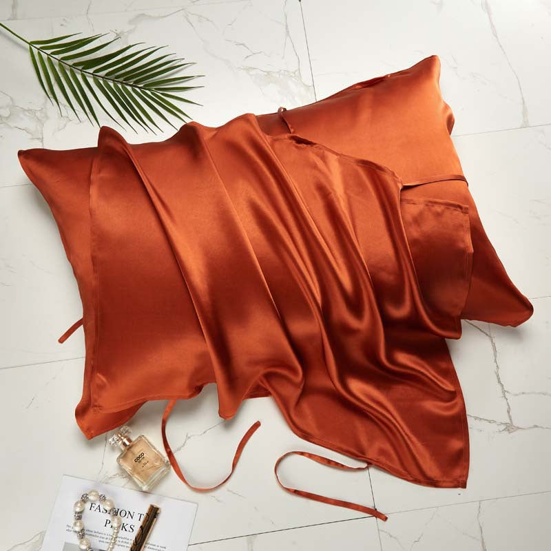 Dame silke putetrekk med elegant design Luvikno