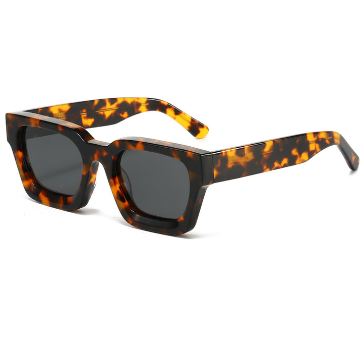 Dame designer solbrille med moderne, kvadratisk ramme og UV-beskyttelse Luvikno