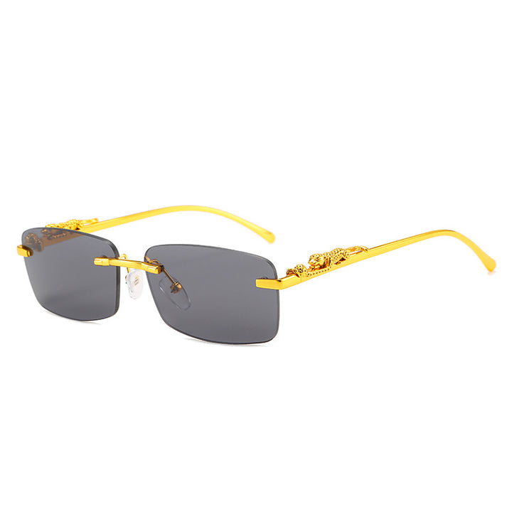 Dame moteriktig solbrille med kunstneriske utsmykninger Luvikno