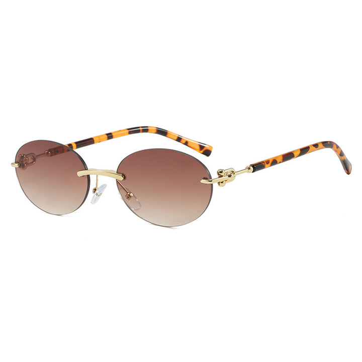 Dame oval solbrille med luksuriøs metallramme og speilbelagte glass Luvikno