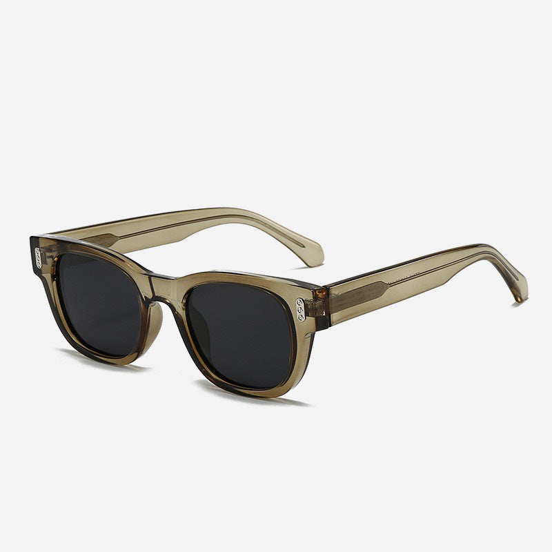 Dame moteriktig solbrille i kvadratisk design Luvikno