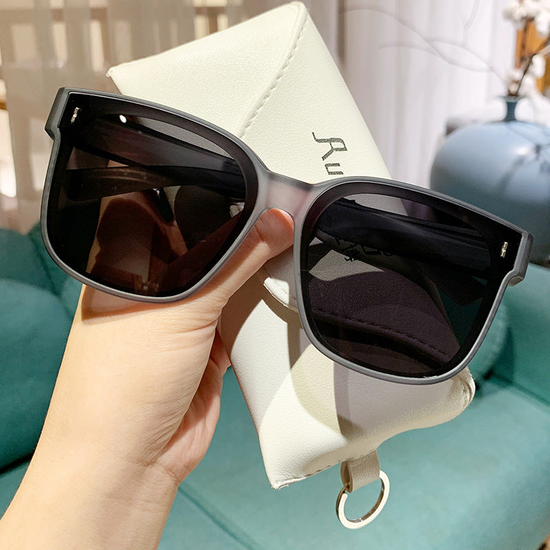 Dame Fashionable solbriller i trendy kvadratisk design Luvikno