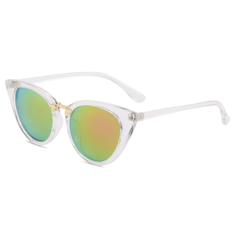 Dame Cat-Eye solbrille med elegant gull detaljer Luvikno