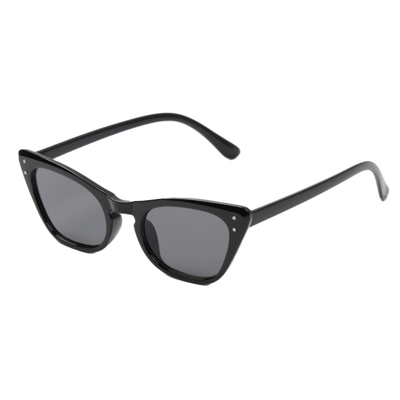 Dame cat-eye-solbriller med UV-beskyttelse og elegant design Luvikno