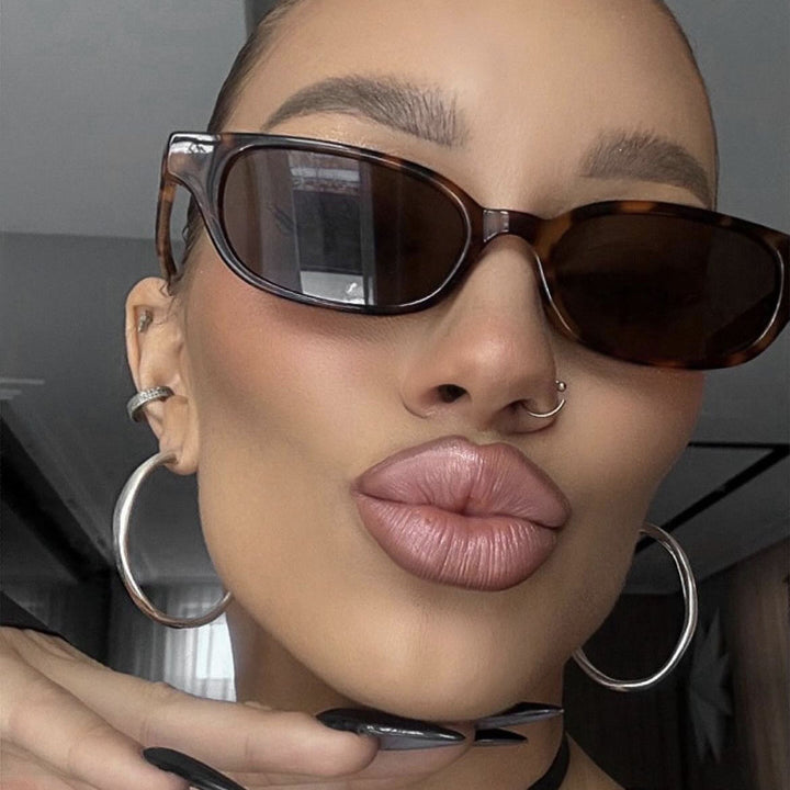 Dame moteriske Cat-Eye solbriller med UV-beskyttelse og lett ramme Luvikno