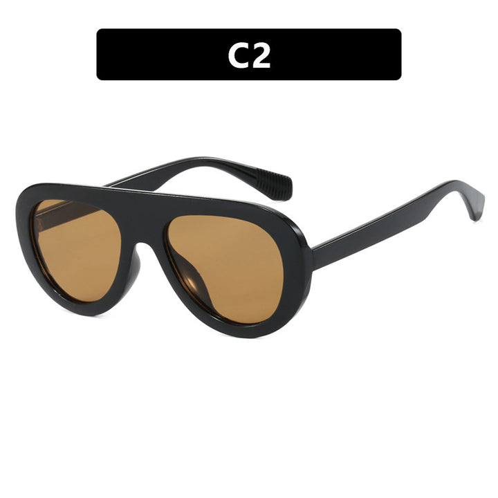 Dame moteriktig oversized solbrille med beskyttende UV-filter og komfortabel ramme Luvikno