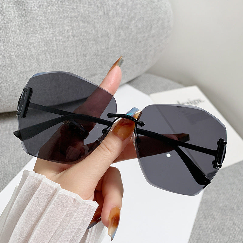 Dame futuristisk kvadrat solbrille Luvikno