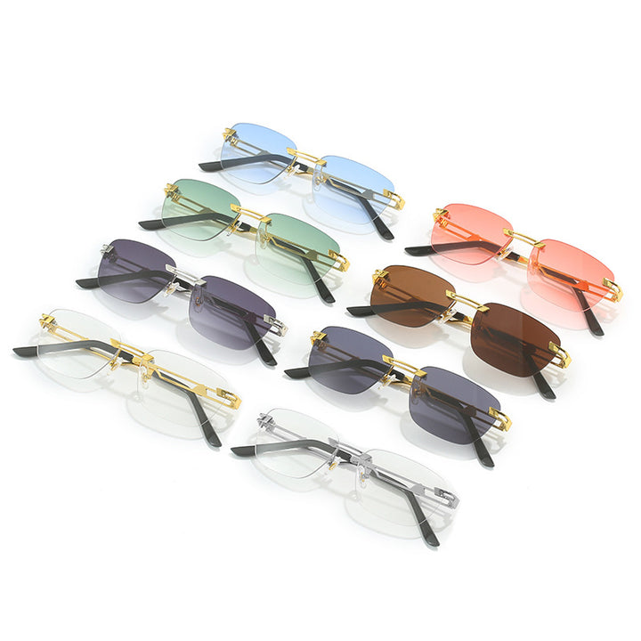 Dame Designer solbrille med elegant metallramme Luvikno