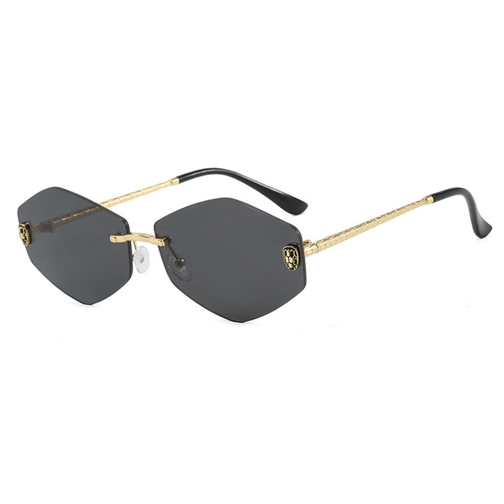 Dame geometrisk solbrille i moderne design med elegant metallramme Luvikno