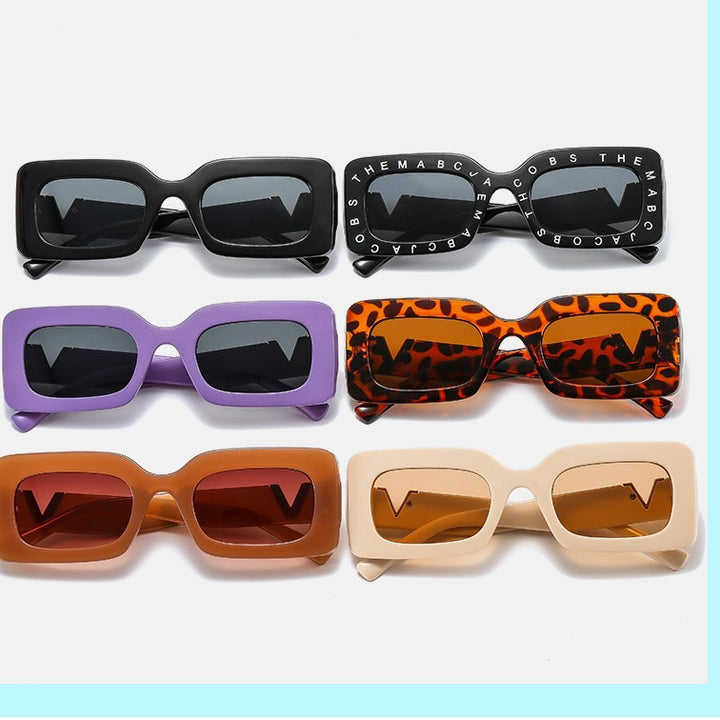Dame Stilig oversized solbrille med unikt ramme Luvikno