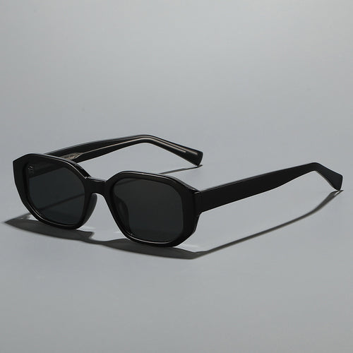 Dame moteriktig solbrille med unik åttekantet ramme Luvikno