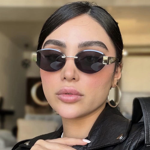 Dame glamorøs solbrille med klar, elegant ramme og beskyttende UV-filter Luvikno