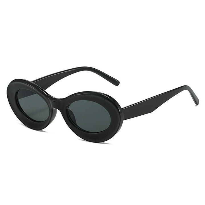 Dame moteriktig solbrille i oval design Luvikno