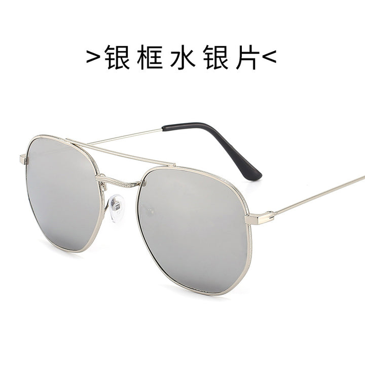 Dame solbrille med oval ramme og beskyttende gradientlinse Luvikno