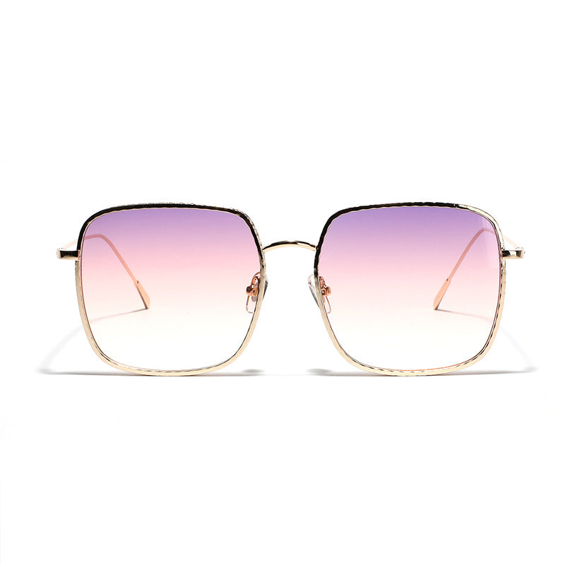 Damer oversized solbriller med elegante detaljer Luvikno
