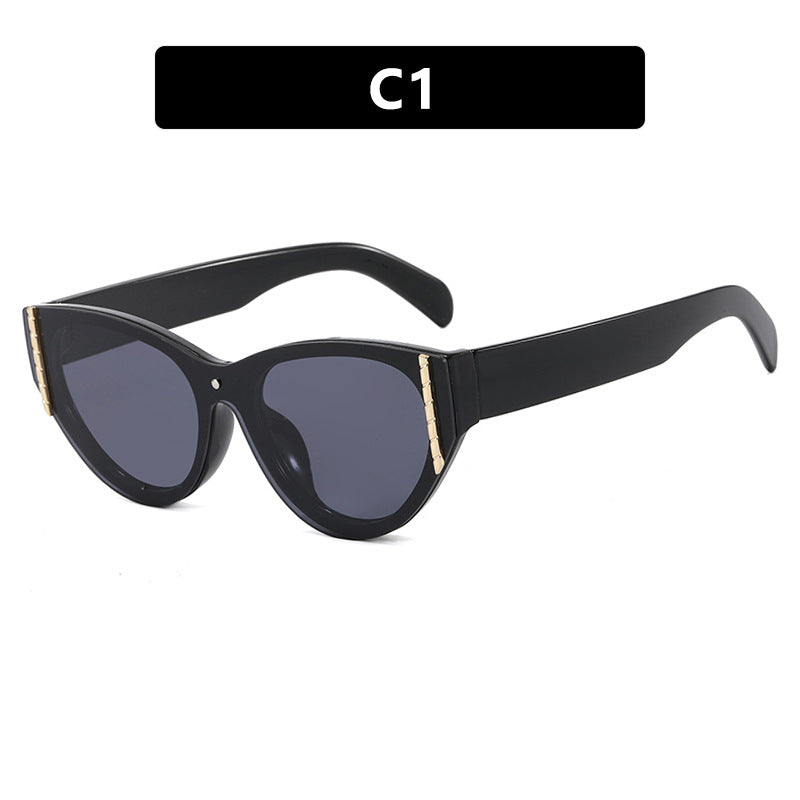 Damen trendy solbrille med elegant katteøye-design og høyverdig ramme Luvikno