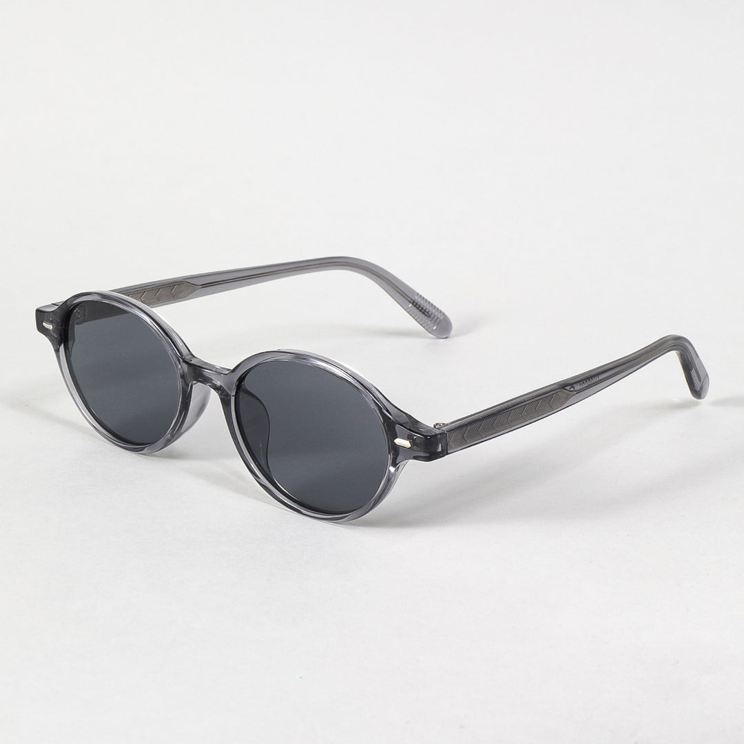 Dame moteriktig solbrille i oval design med stilige detaljer Luvikno