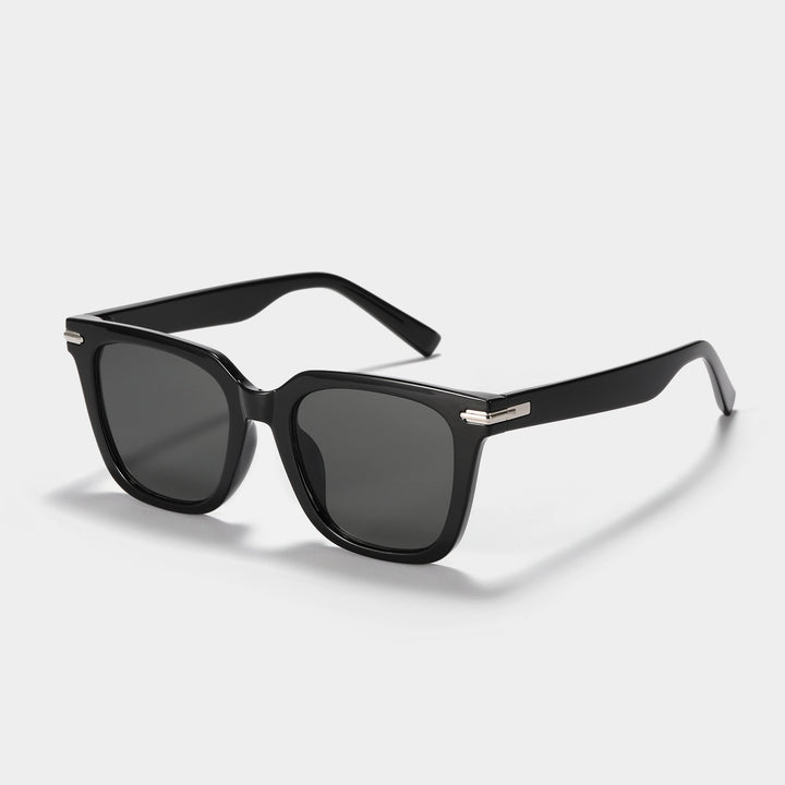 Dame moteriktig quadratisk solbrille med høykvalitets glass Luvikno