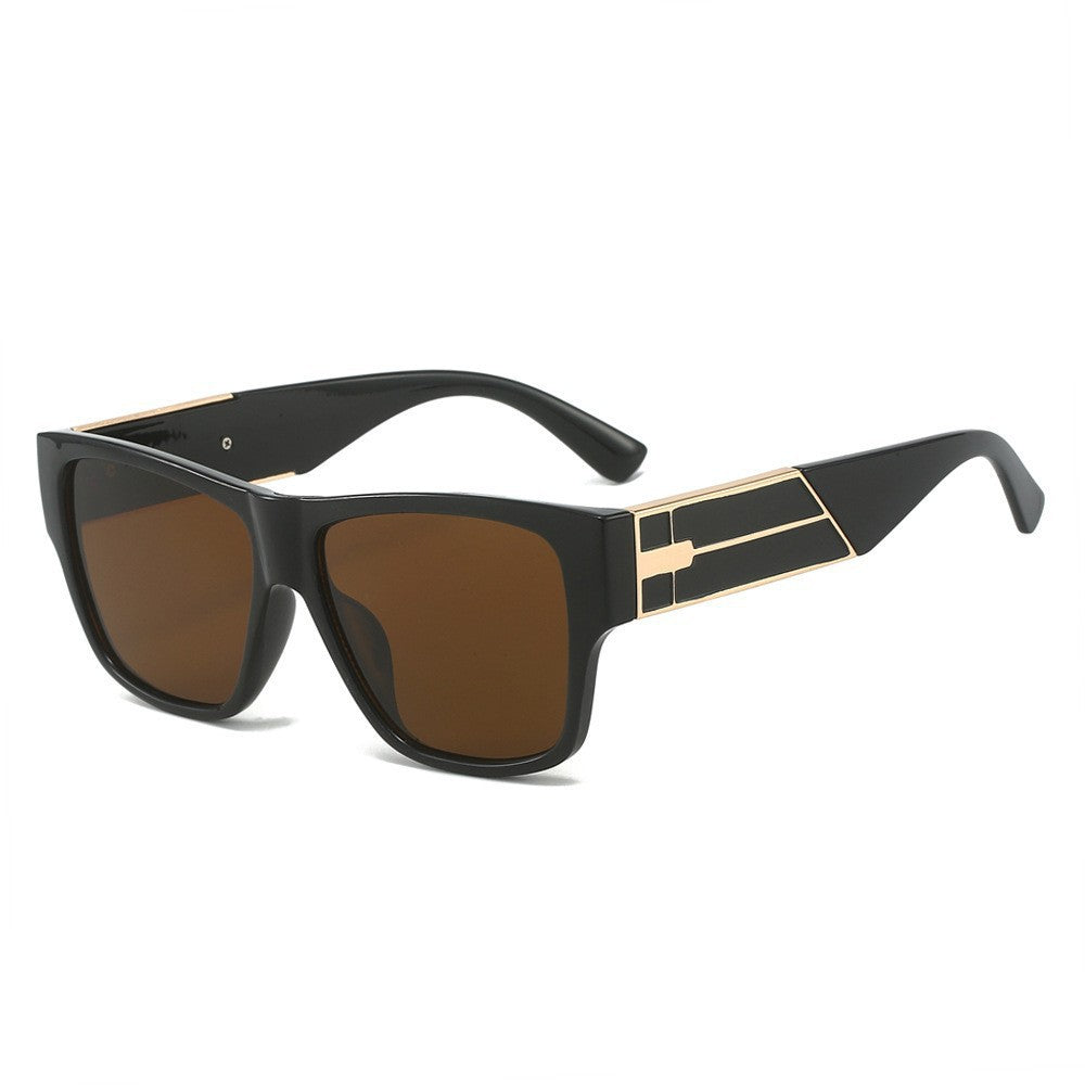 Dame moteriktig oversized solbrille med elegant ramme Luvikno