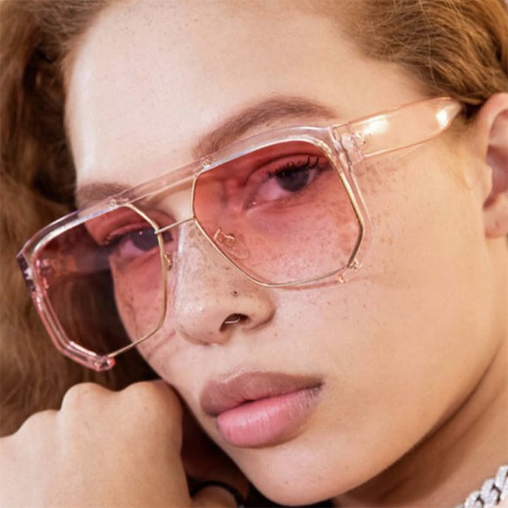 Dame modiske oversized solbriller med elegant, facettert rammeverkonstruktion Luvikno
