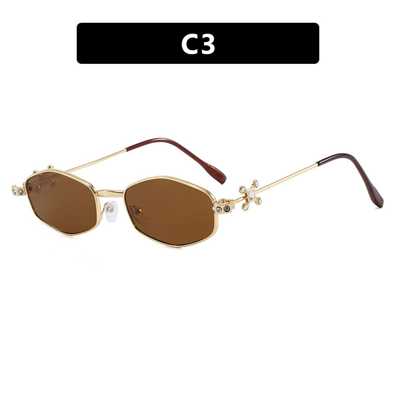 Dame solbrille med elegante akenter og UV-beskyttelse Luvikno