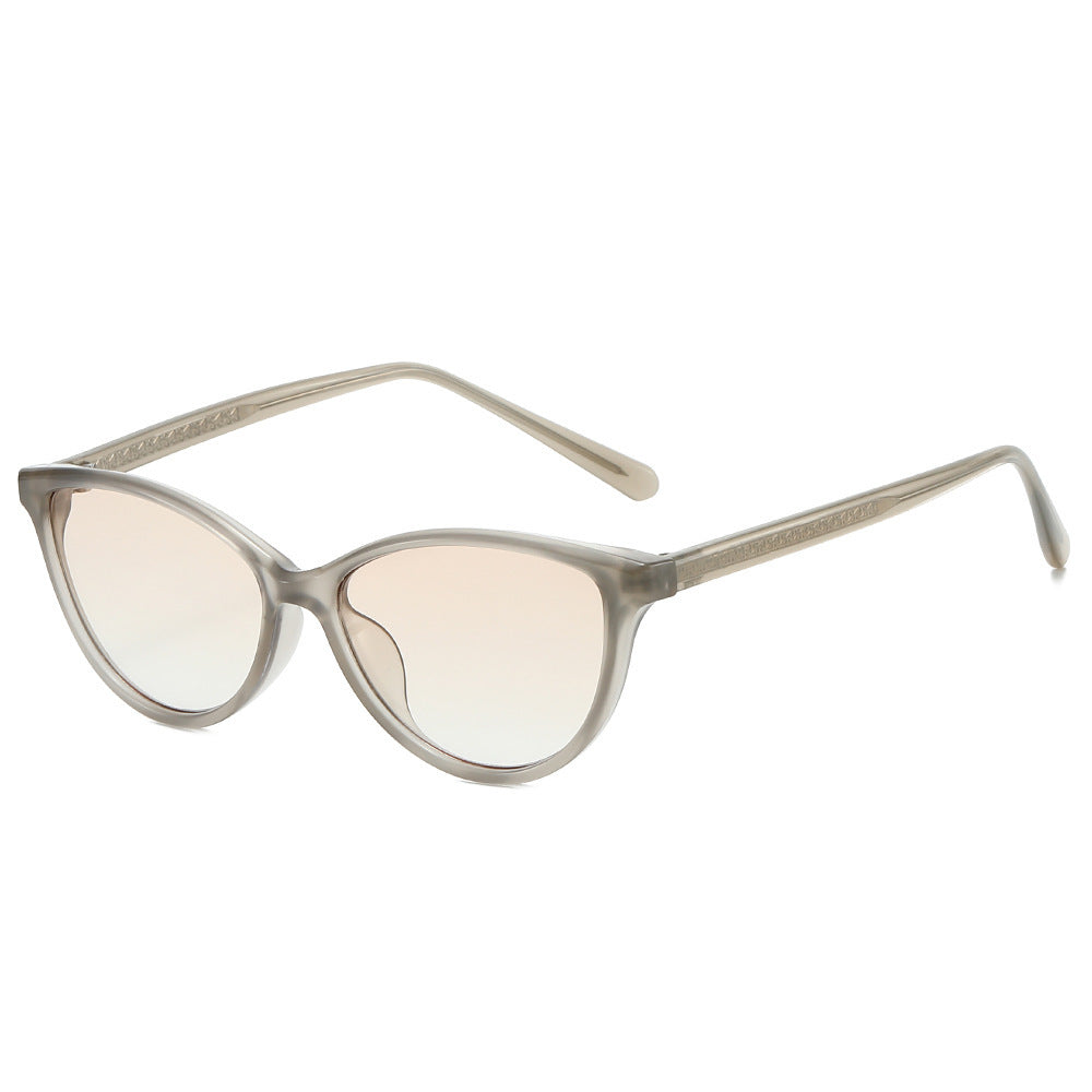 Dame Cat-Eye solbriller med stilige aksenter Luvikno