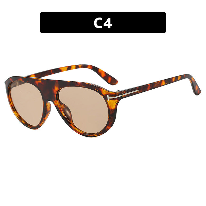 Damen Cat-Eye solbriller med beskyttende UV-filter og speilbelagte linser Luvikno