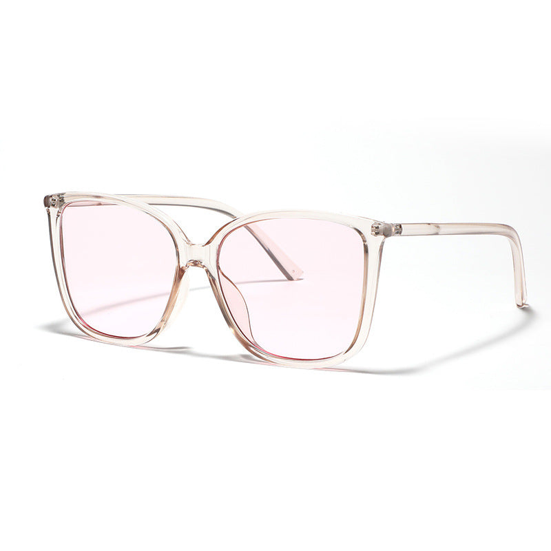 Dame cat-eye solbrille med luksuriøs transparent ramme og UV-beskyttelse Luvikno