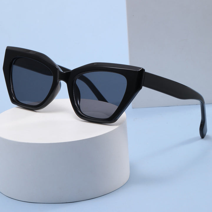 Dame asymmetrisk oversized solbriller med trendy ramme Luvikno