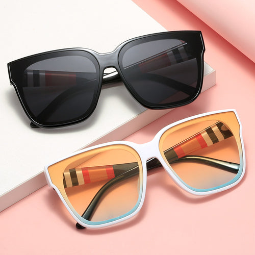 Dame moteriktig solbrille med markant oversized ramme og UV-beskyttelse Luvikno