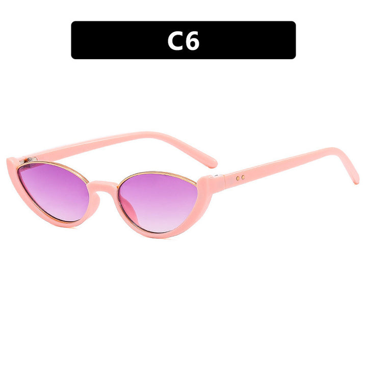 Dame Cat-Eye solbriller med speilte glass og elegant ramme Luvikno