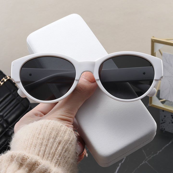 Dame Cat-Eye solbriller med eksotisk design og robust ramme Luvikno