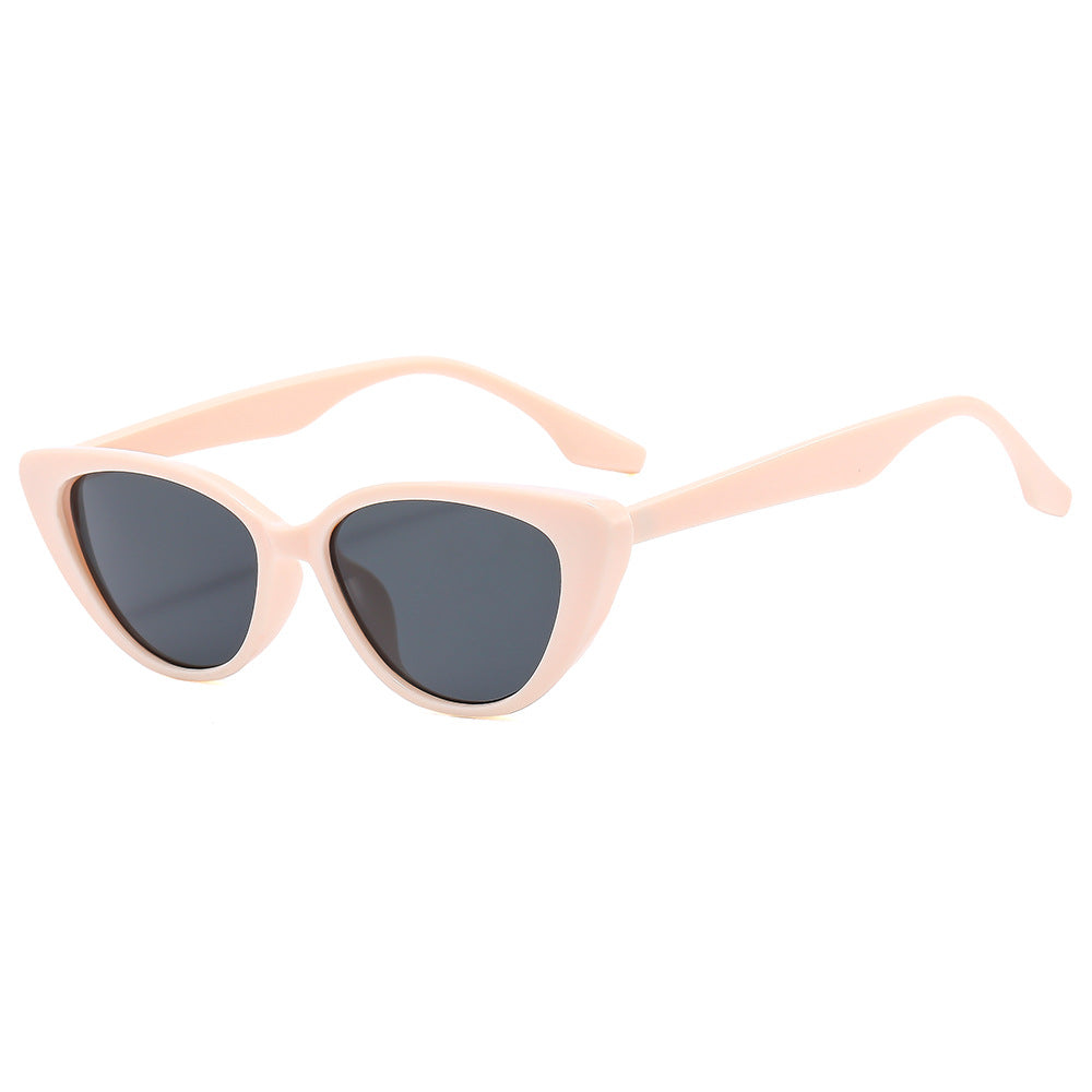 Dame futuristiske Cat-Eye solbriller med spesielle UV-beskyttelseslinser Luvikno