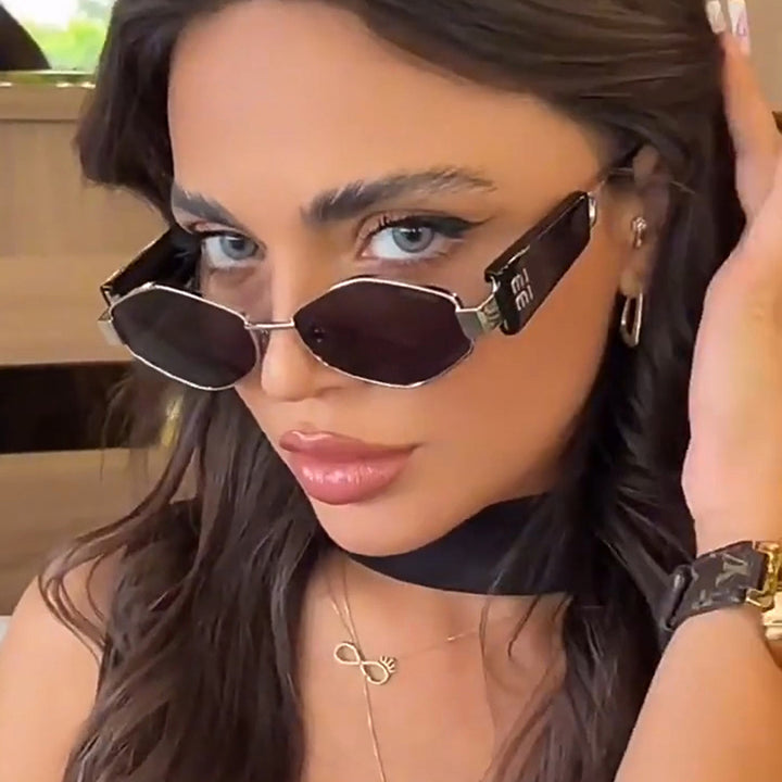 Dame geometrisk solbrille med moteriktig design og UV-beskyttelse Luvikno