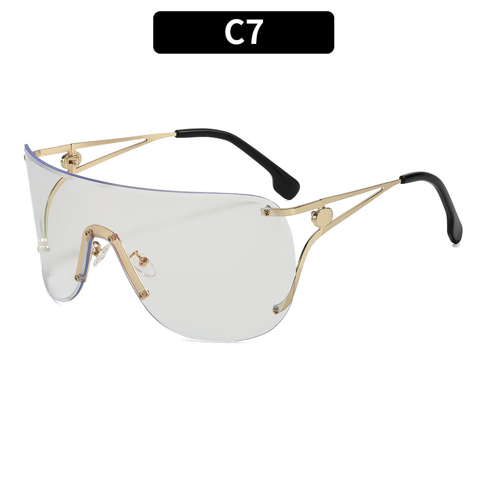 Dame visir-lignende solbrille med elegant metallramme Luvikno