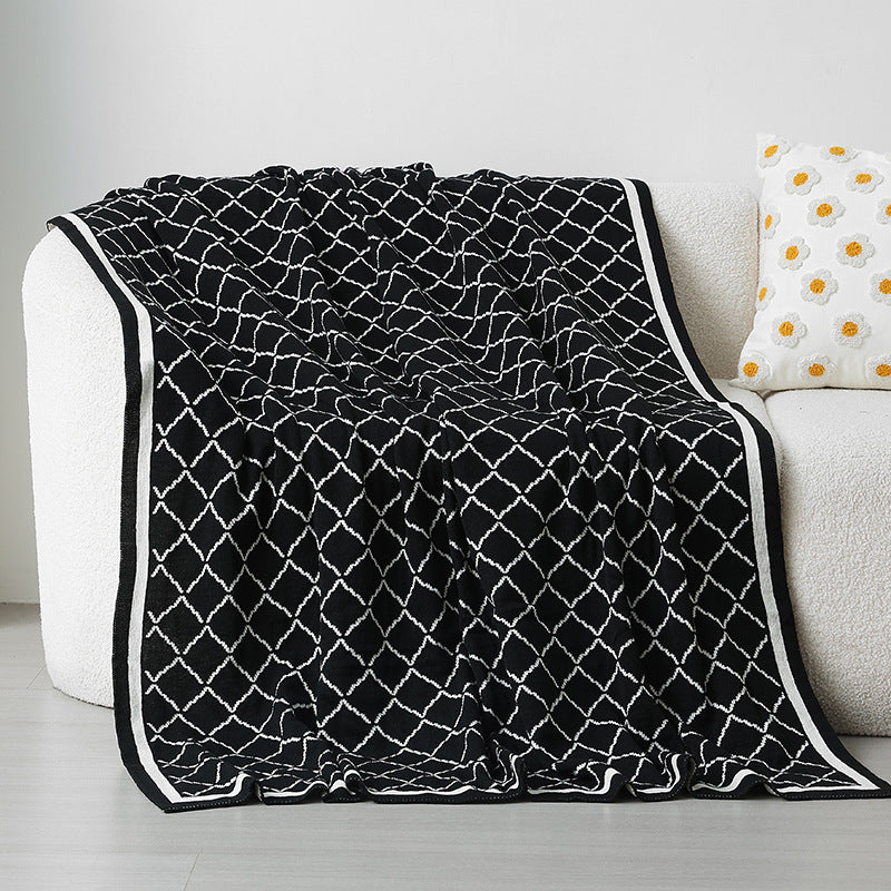 Damer kosepledd med zigzag mønster Luvikno
