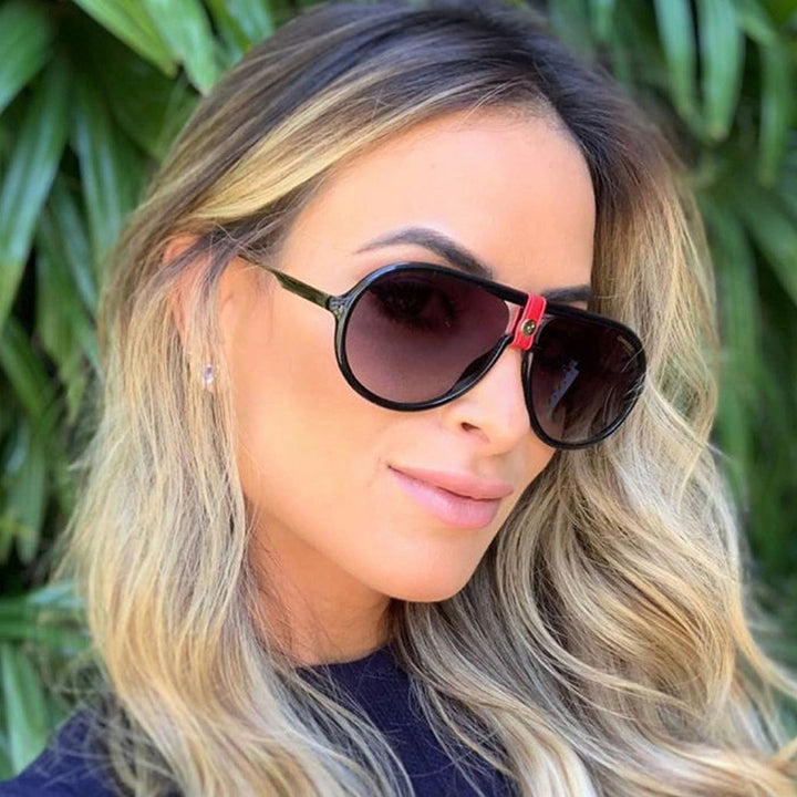Dame moteriktig vernebrille med unikt dobbelt rammedesign Luvikno