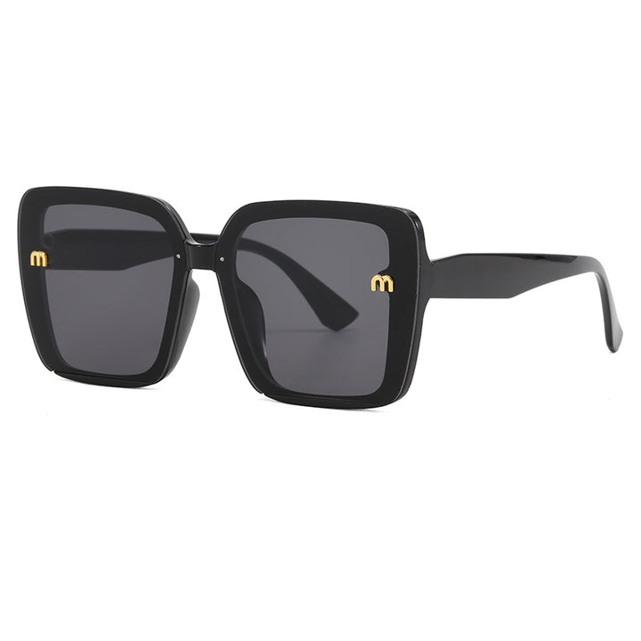 Dame oversized kvadratisk solbrille med elegant ramme Luvikno