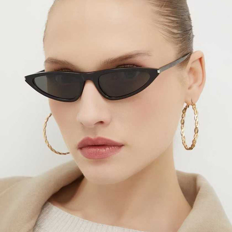 Dame Cat-Eye solbriller med elegant plastikkramme og UV-beskyttelse Luvikno