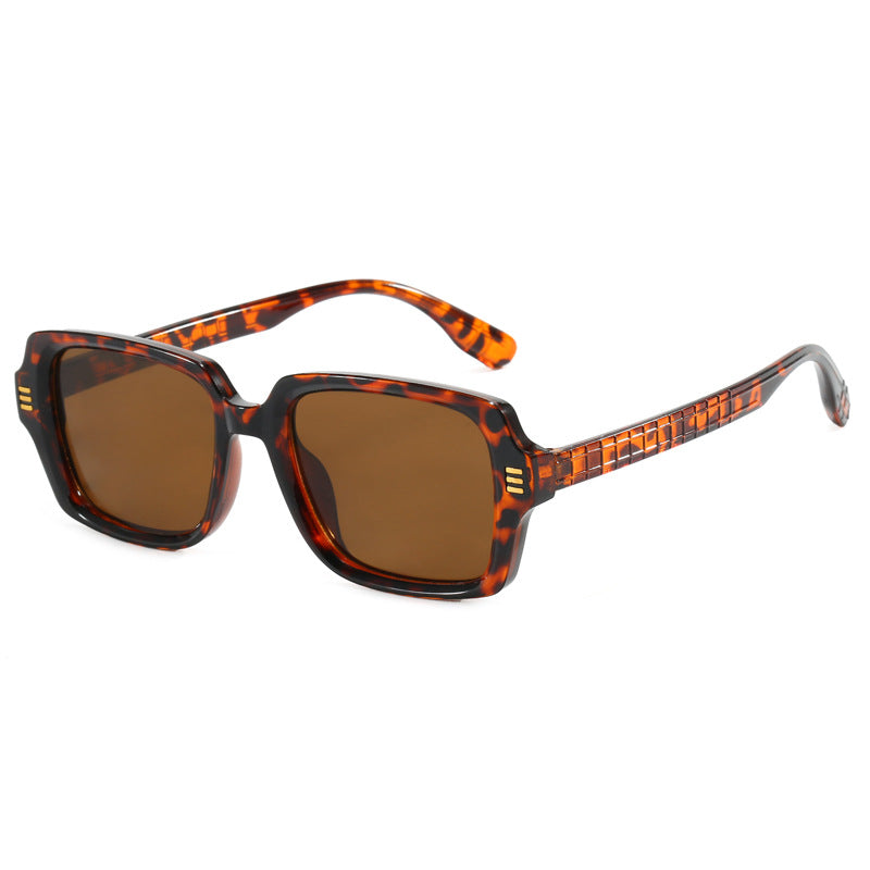 Dame trendy firkantet solbrille med strukturert ramme Luvikno