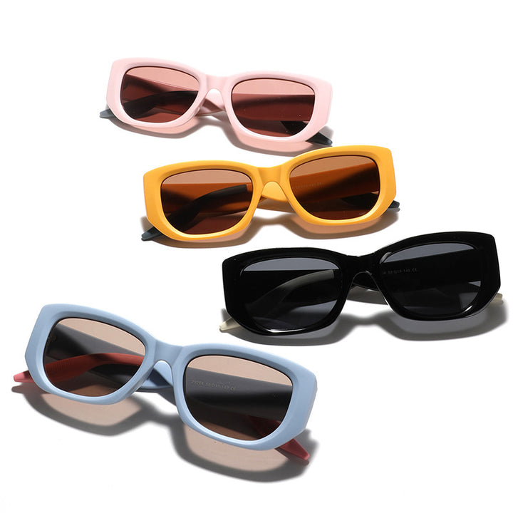 Dame fashionable luksus solbrille med kantet design Luvikno