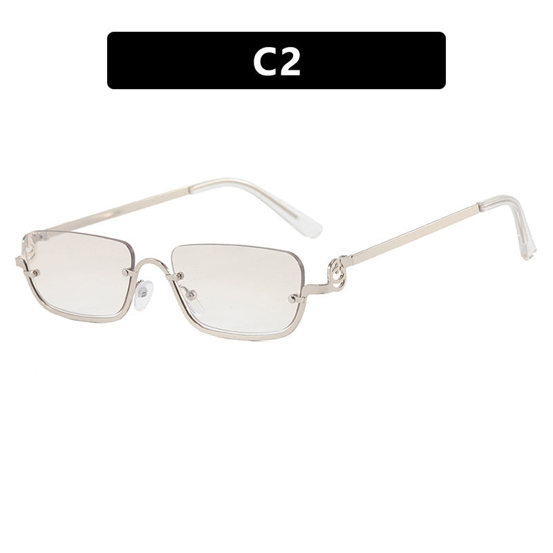 Dame firkantet solbrille med elegant metallramme Luvikno