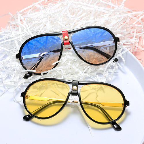 Dame moteriktig vernebrille med unikt dobbelt rammedesign Luvikno