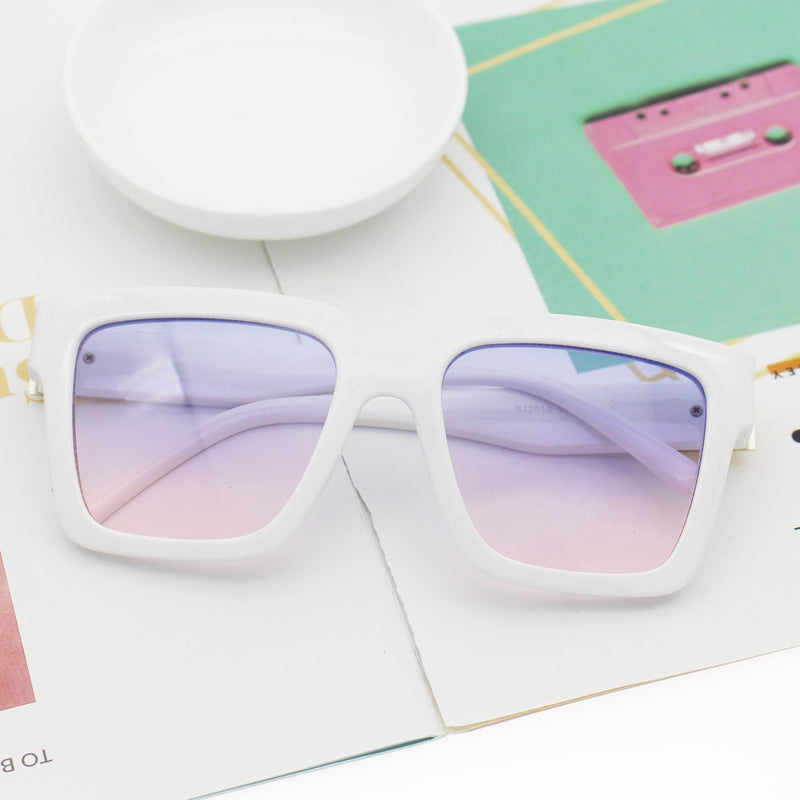 Dame trendy firkantet solbrille med høyverdig UV-beskytter teknologi Luvikno
