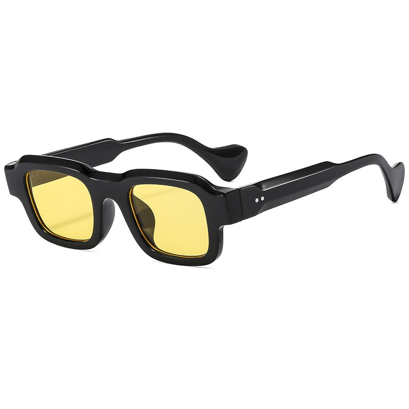 Dame trendy firkantet solbrille med ergonomisk design Luvikno